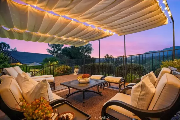 Oak Park, CA 91377,6617 Oak Forest Drive