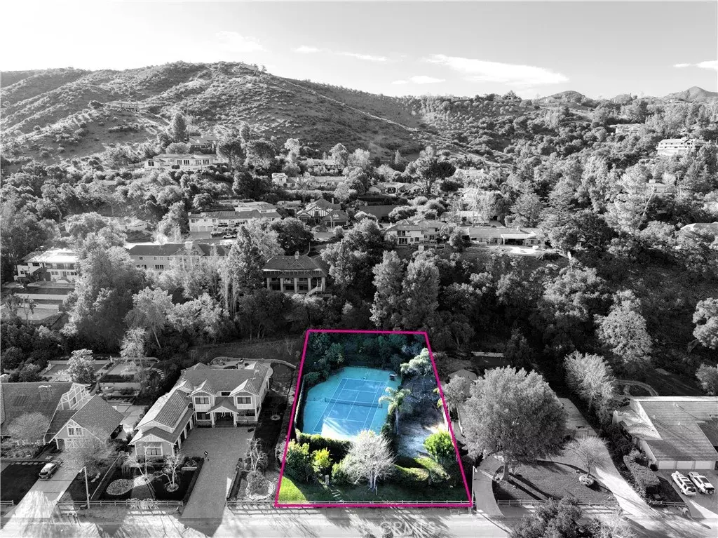 Westlake Village, CA 91361,0 Rustic Oak