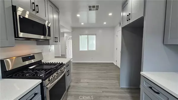 North Hills, CA 91343,16245 Londelius Street