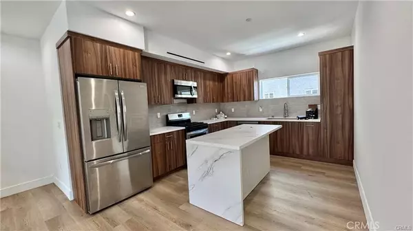 North Hollywood, CA 91601,5635 Klump