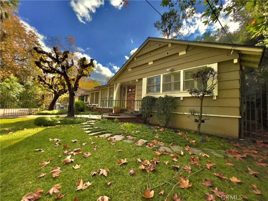 Studio City, CA 91604,3167 Laurel Canyon Boulevard