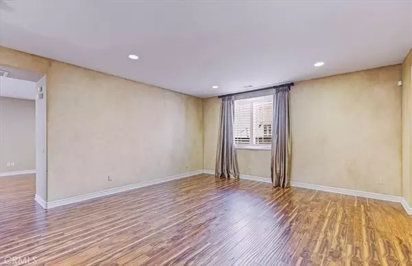 Saugus, CA 91350,28229 Shirley Lane