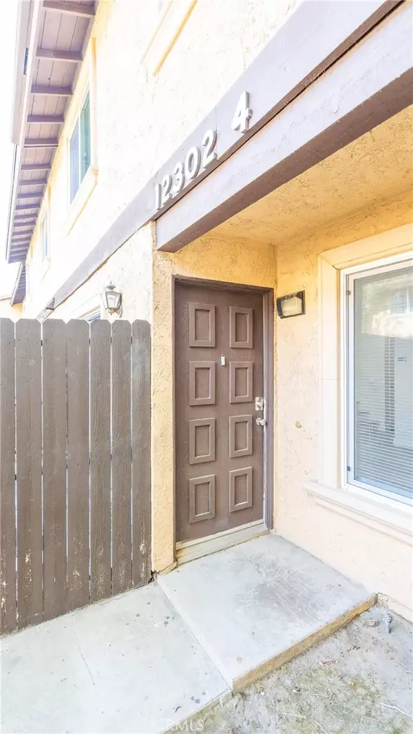 North Hollywood, CA 91605,12302 Runnymede Street #4