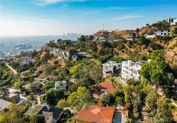 Los Angeles, CA 90069,8655 Hillside Avenue