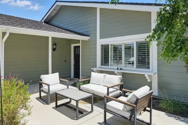 Newhall, CA 91321,25056 Green Mill Avenue