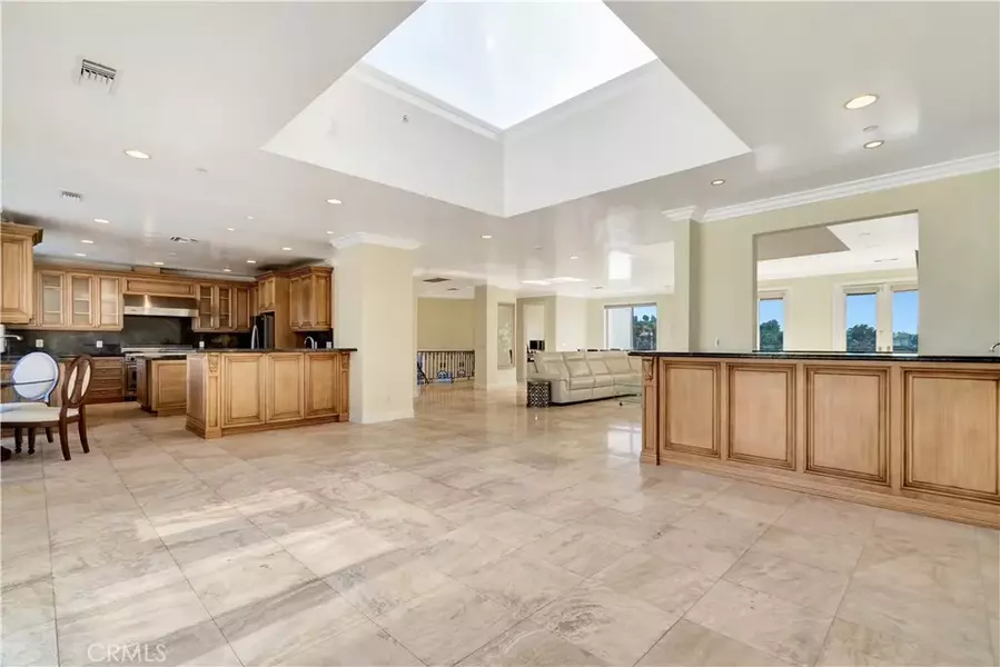 5250 Calatrana Drive, Woodland Hills, CA 91364