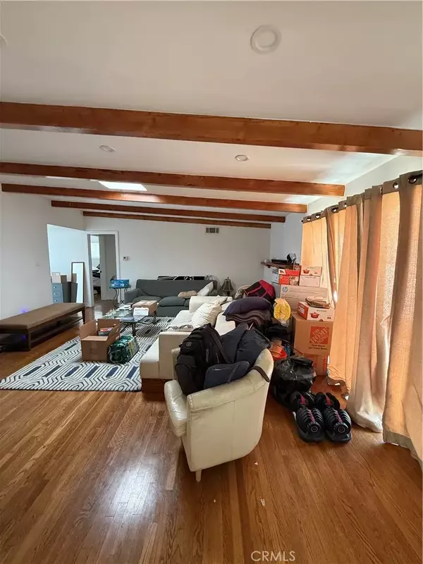 Reseda, CA 91335,18649 Willard Street