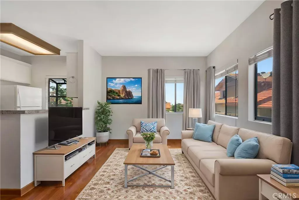 Thousand Oaks, CA 91362,62 Maegan Place #4