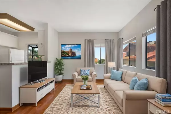 62 Maegan Place #4, Thousand Oaks, CA 91362