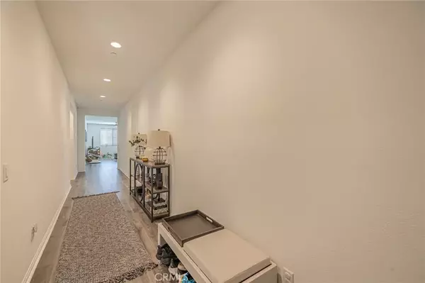 Lancaster, CA 93536,6118 W Avenue J9