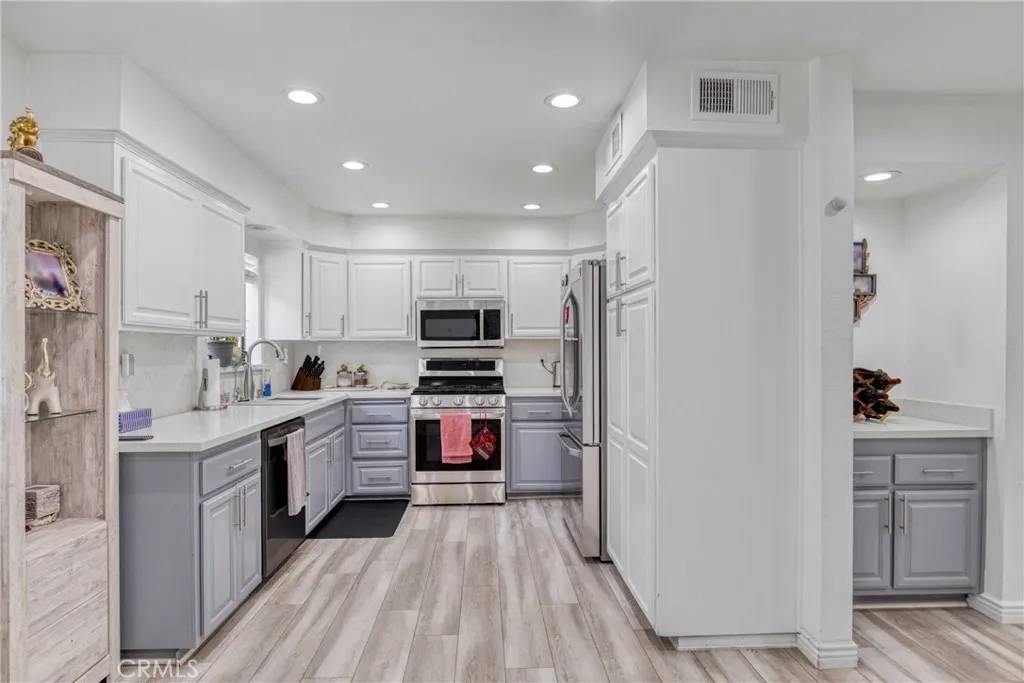 Northridge, CA 91324,9000 Vanalden Avenue #150