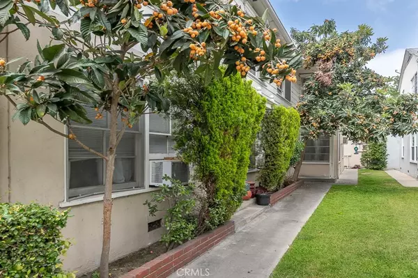 Valley Village, CA 91607,5319 Whitsett Avenue