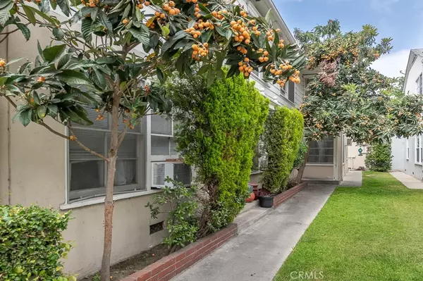 Valley Village, CA 91607,5319 Whitsett Avenue