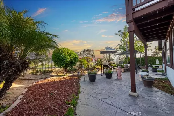 Camarillo, CA 93010,668 Corte Sol