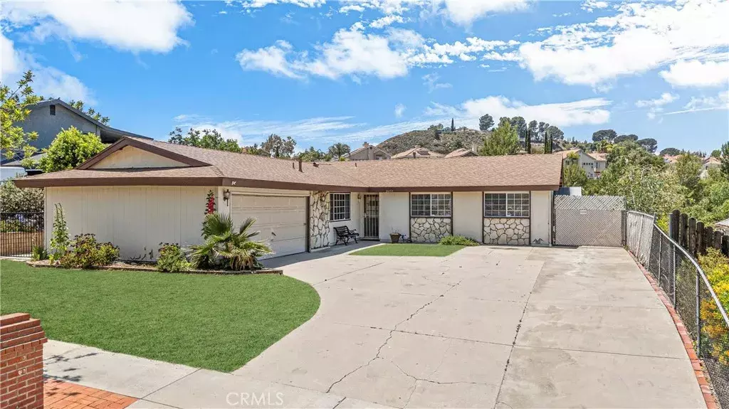 26111 Abdale Street, Newhall, CA 91321