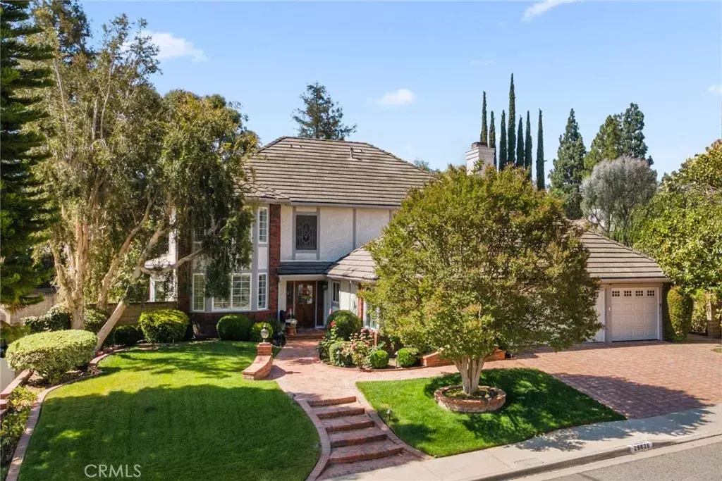 Agoura Hills, CA 91301,29628 Woodbrook Dr
