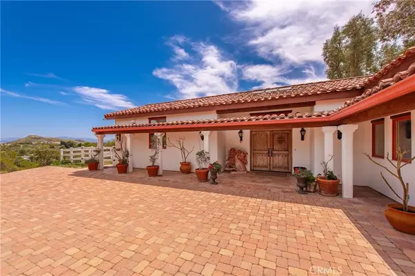 Castaic, CA 91384,30505 Sloan Canyon Road