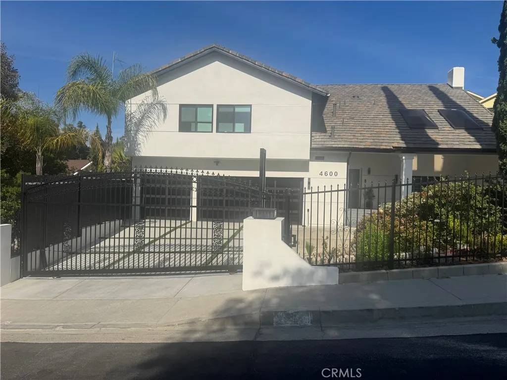 4600 Poe Avenue, Woodland Hills, CA 91364