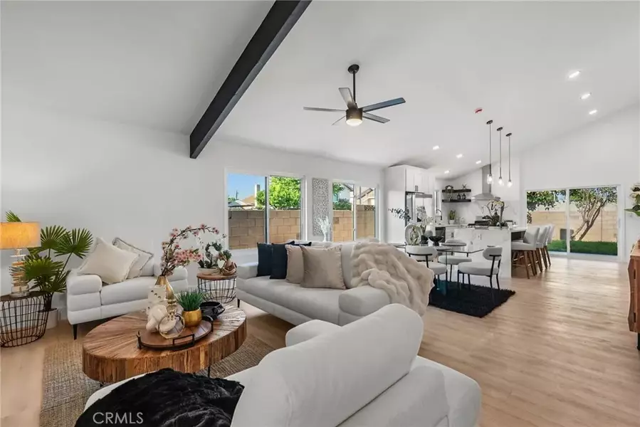 7924 Oso Avenue, Winnetka, CA 91306