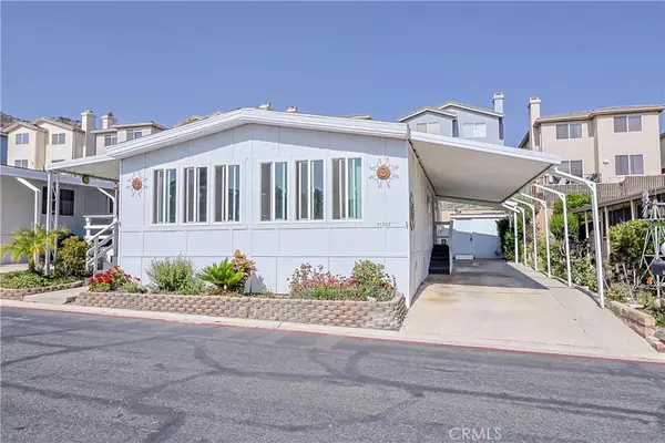 Castaic, CA 91384,31307 Blue Sky Way #105