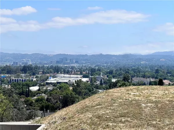 West Hills, CA 91304,22114 Londelius Street