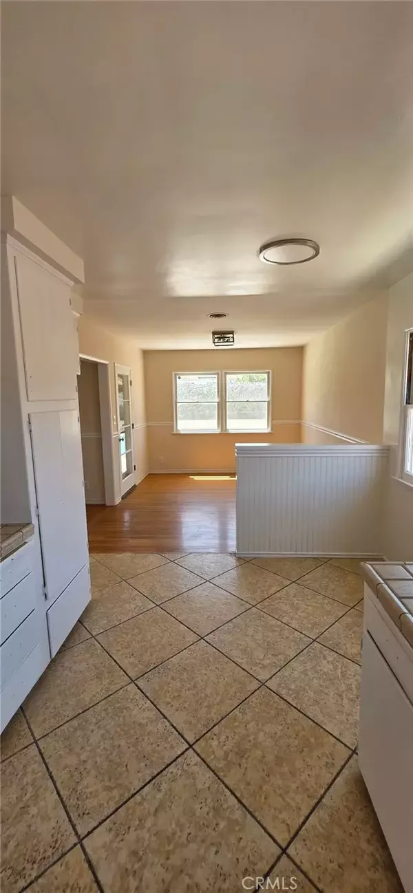 Northridge, CA 91343,16718 Gledhill Street