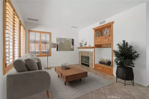 Saugus, CA 91390,28445 Silverking Trail