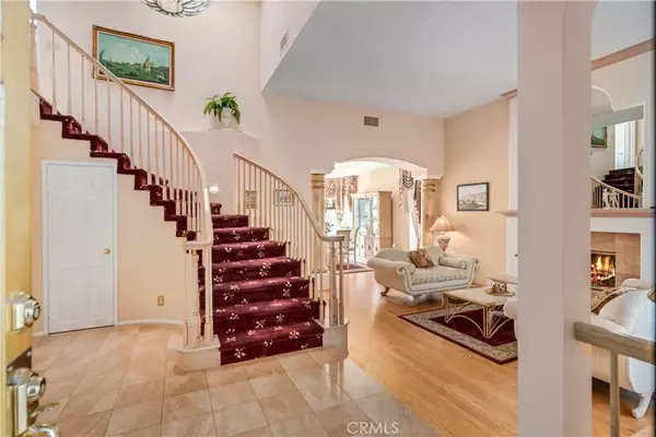 Saugus, CA 91390,28852 Woodside Drive