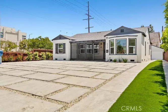Valley Village, CA 91607,5554 Radford Avenue