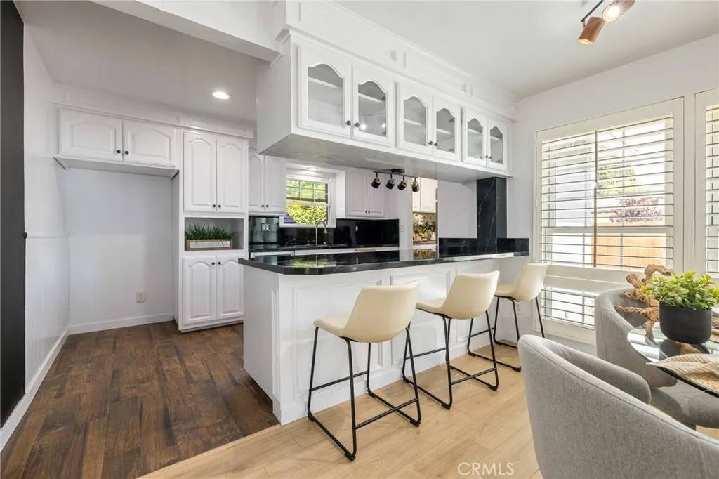 Granada Hills, CA 91344,11012 Montgomery Avenue