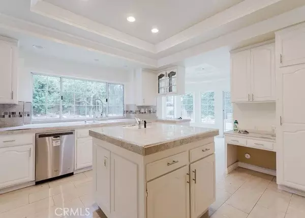 Porter Ranch, CA 91326,18853 Beechtree Lane