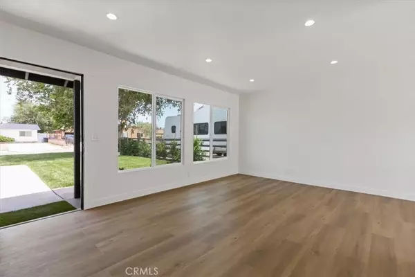 Lancaster, CA 93534,45433 Lorimer Avenue