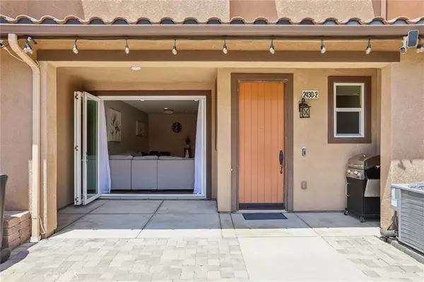 Simi Valley, CA 93063,2430 Ascending Oaks Lane #2