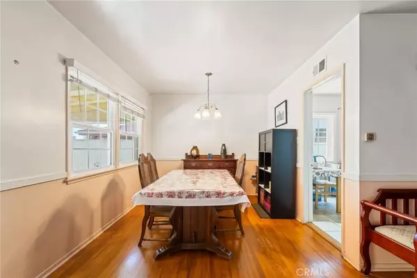 North Hollywood, CA 91605,7426 Lemp Avenue