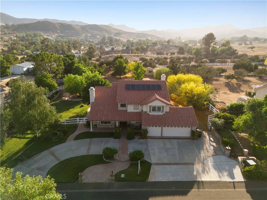 Acton, CA 93510,32755 Dorama Avenue