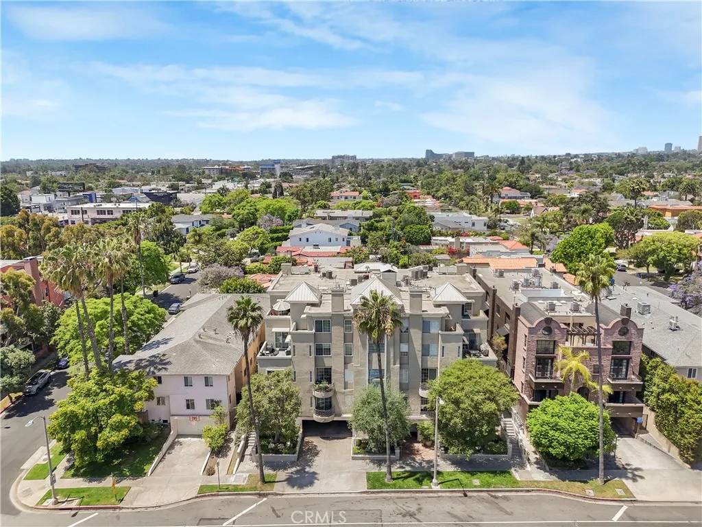 Los Angeles, CA 90064,2349 S Beverly Glen Boulevard #201