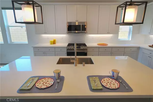 Castaic, CA 91384,28706 Wildflower Terrace