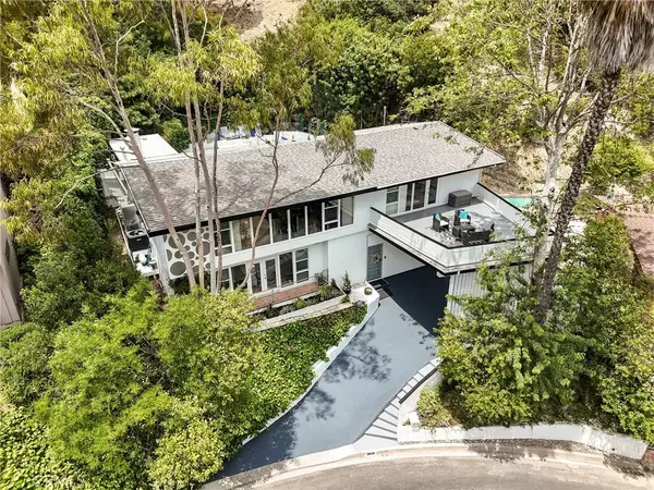 Sherman Oaks, CA 91423,3839 Davana Road