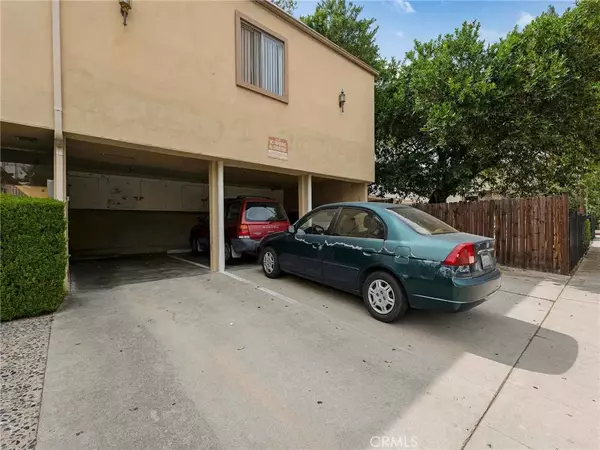 Canoga Park, CA 91303,7049 Vassar Avenue