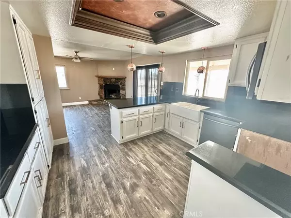 Apple Valley, CA 92307,15395 Apache Road