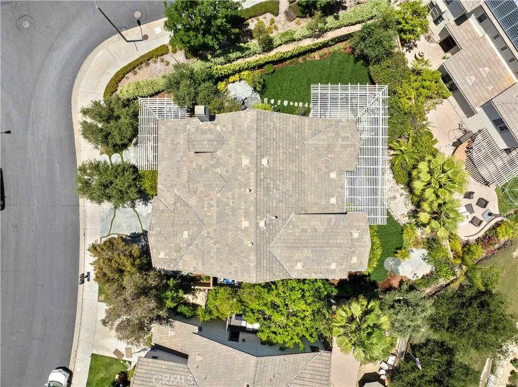Valencia, CA 91381,25679 Smoketree Lane