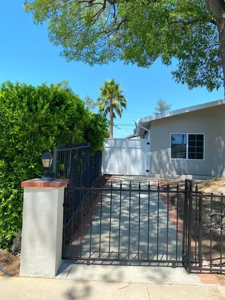 6919 Lena, West Hills, CA 91307