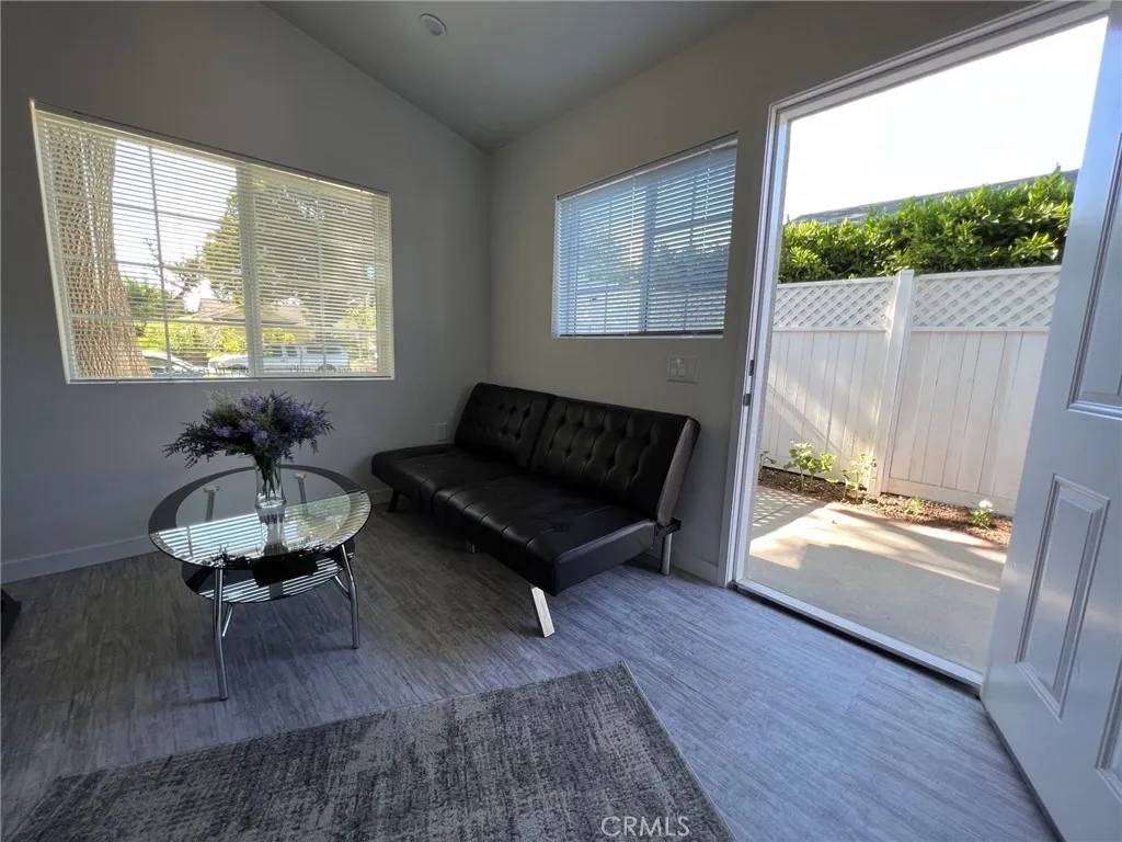 West Hills, CA 91307,6919 Lena