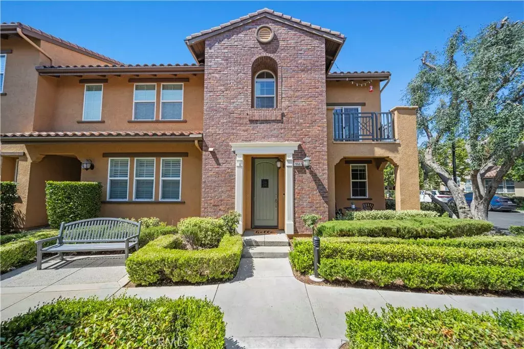 Valencia, CA 91354,28507 Herrera Street