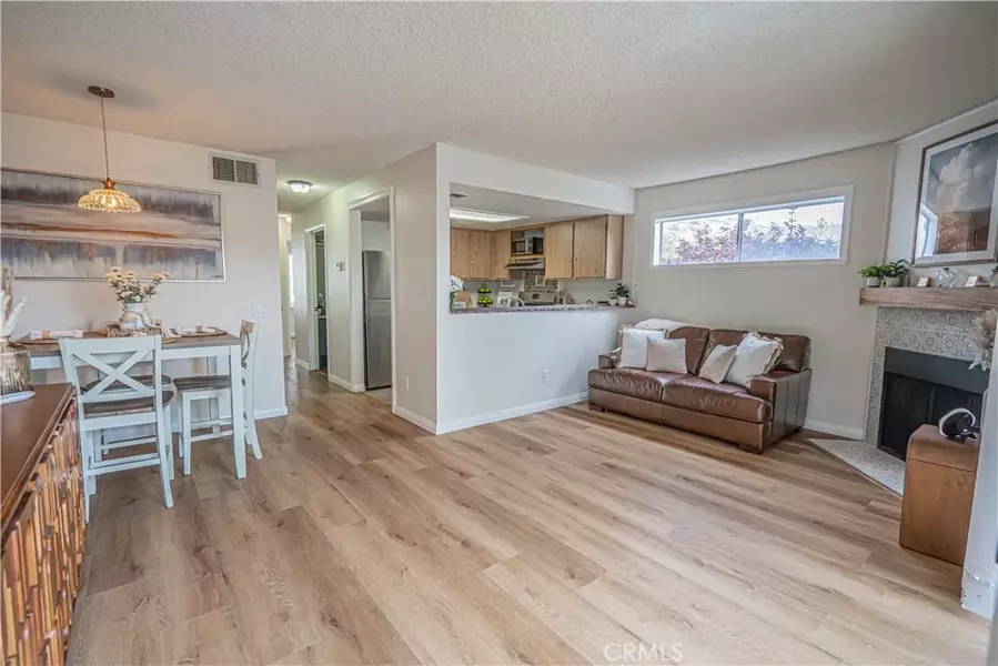 18209 Sierra #45, Canyon Country, CA 91351