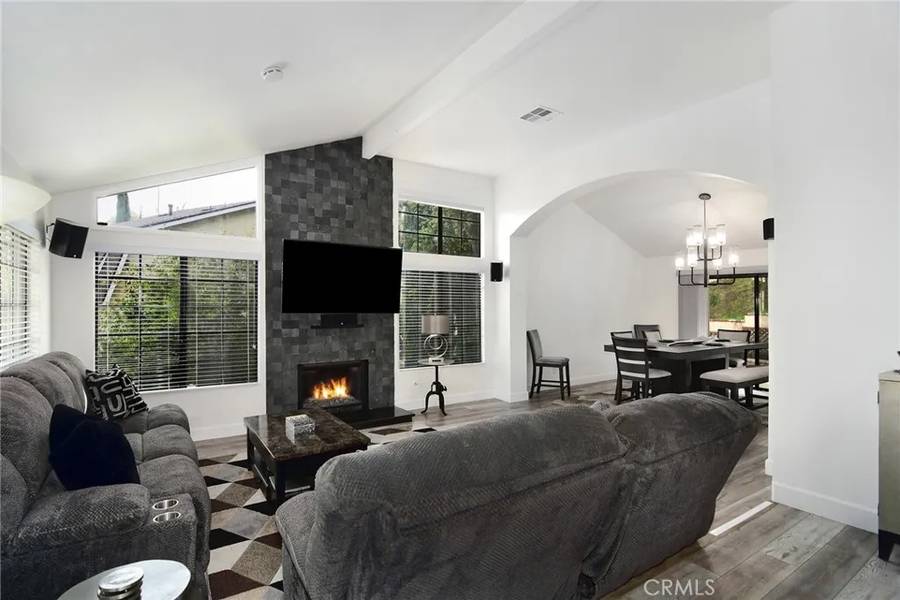 6711 Corie Lane, West Hills, CA 91307