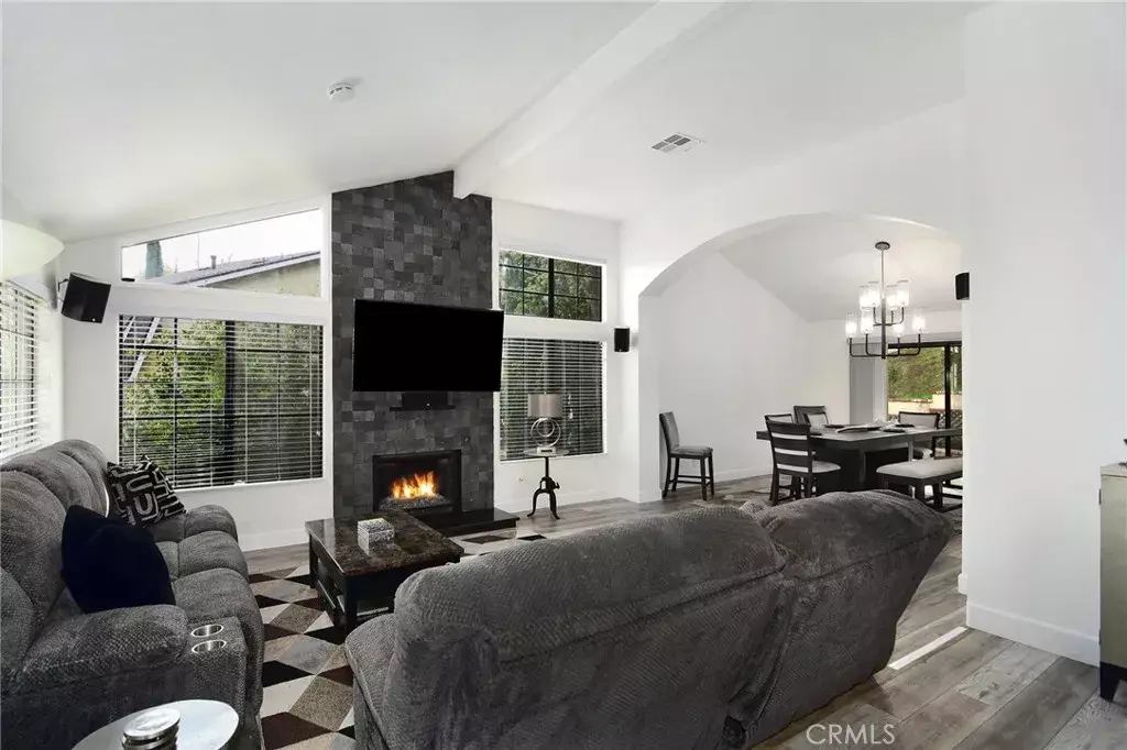 West Hills, CA 91307,6711 Corie Lane