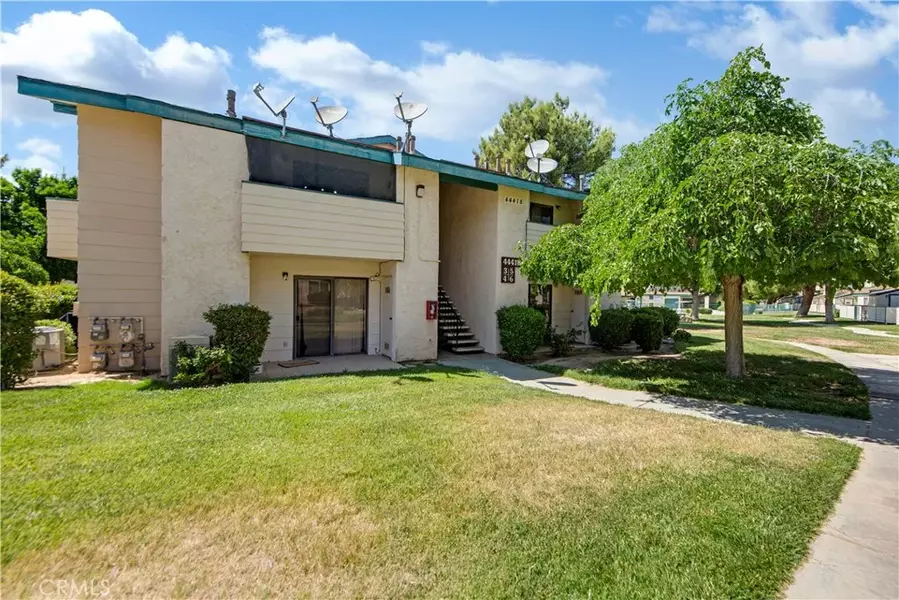 44418 15th Street East #3, Lancaster, CA 93535