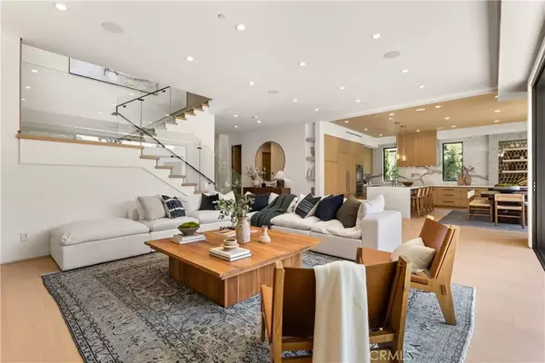 Sherman Oaks, CA 91423,13536 Morrison Street