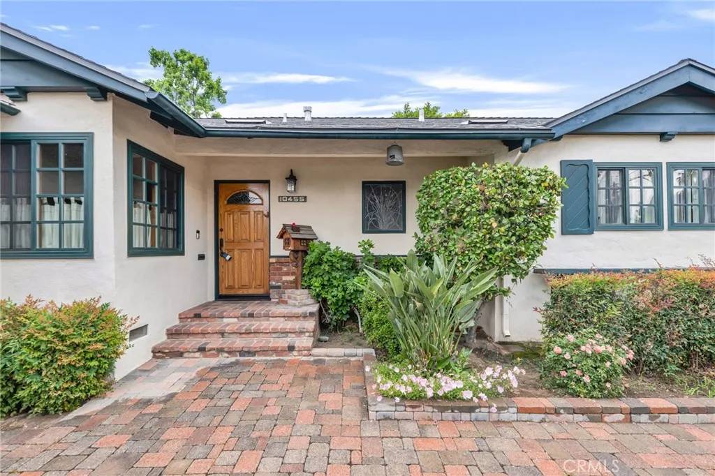 Granada Hills, CA 91344,10455 Gloria Avenue